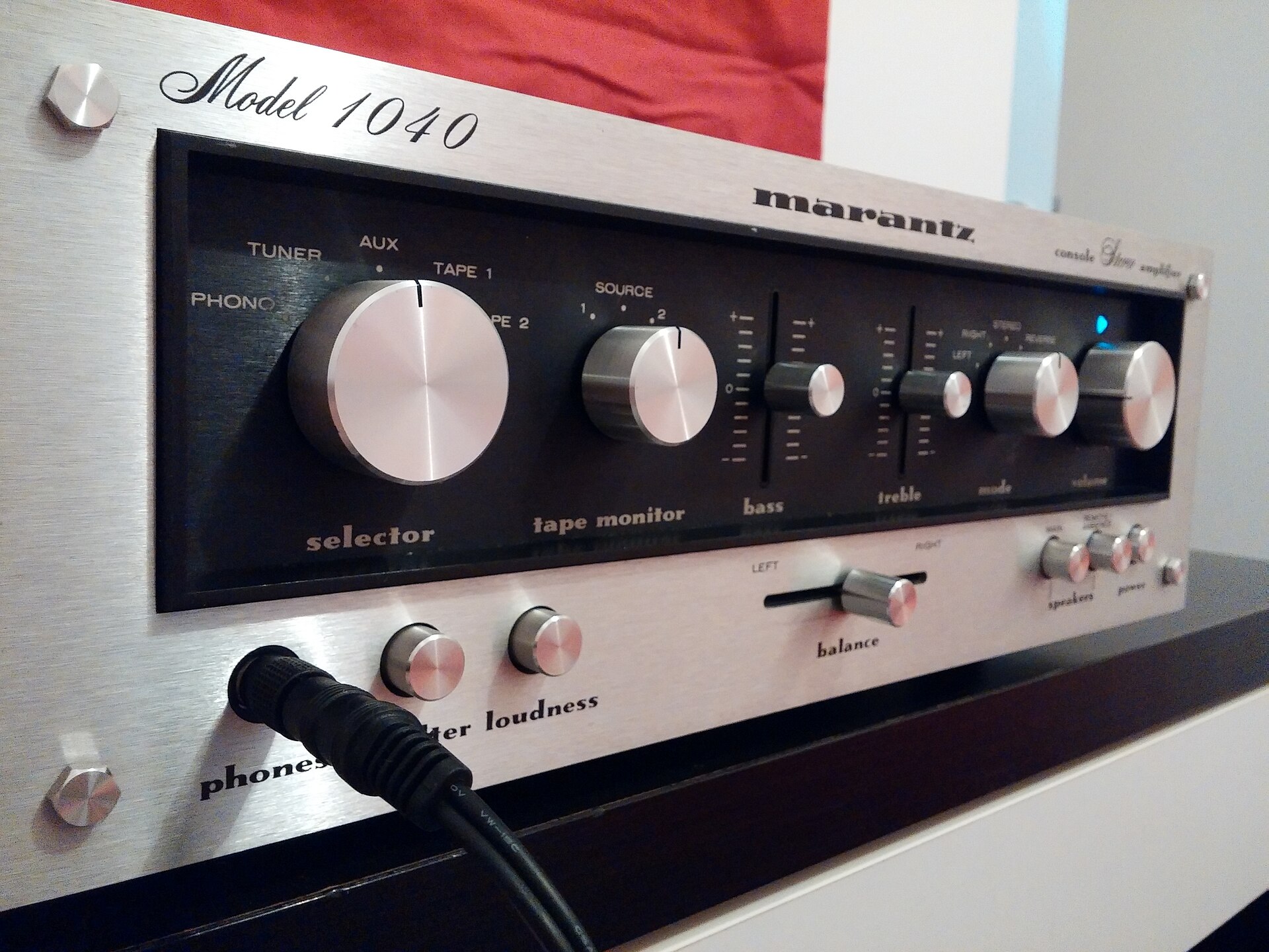 Marantz Model 1040 プリメインアンプ