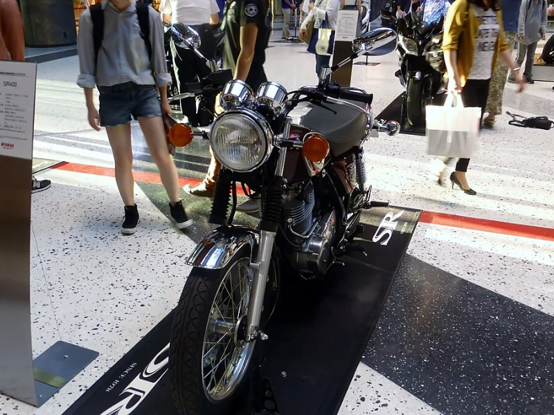 ヤマハ SR400