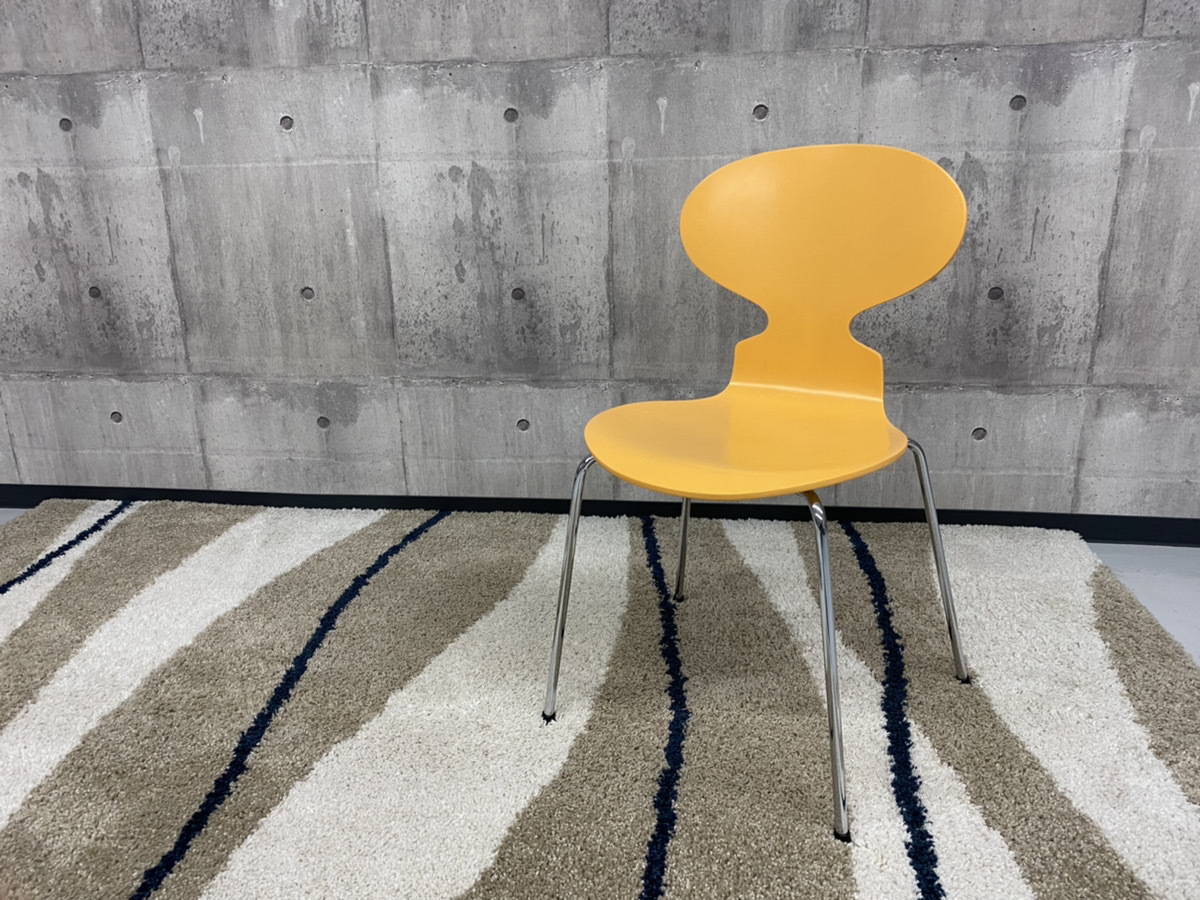 Fritz-Hansen-フリッツハンセン-THE-ANT-アリンコチェア-アプリコット-ラッカー-w40-13000