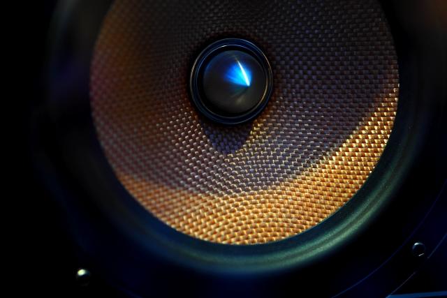 スピーカー